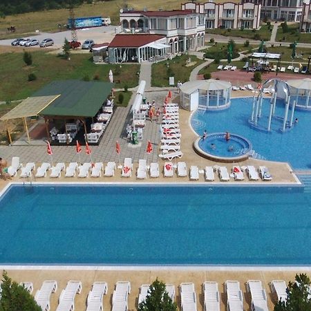 Апартаментен Туристически Комплекс Аква Терми Krasnovo 외부 사진